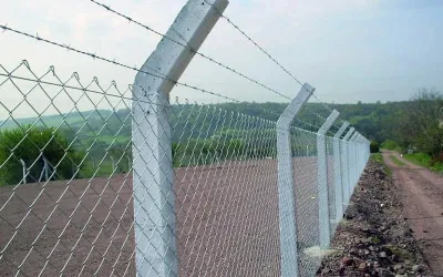Beton direkli galvanizli tel örgü çit